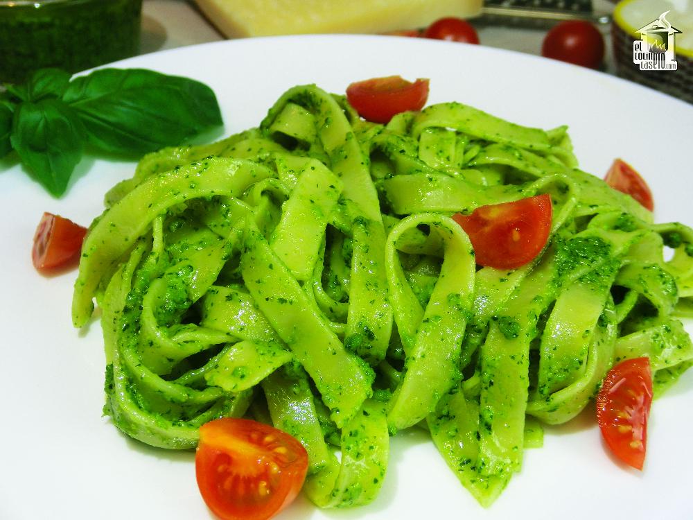Fetuccine al pesto